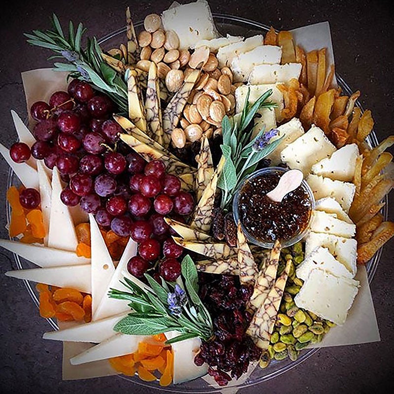 Medium Cheese Party Tray Venissimo Cheese